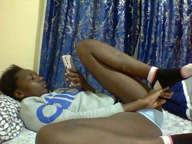 Sweetebonny webcam