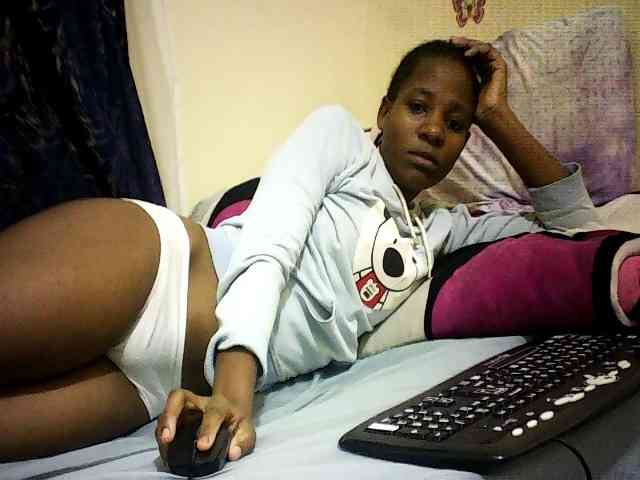Sweetebonny webcam