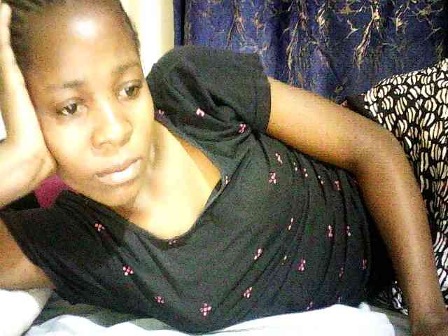Sweetebonny webcam