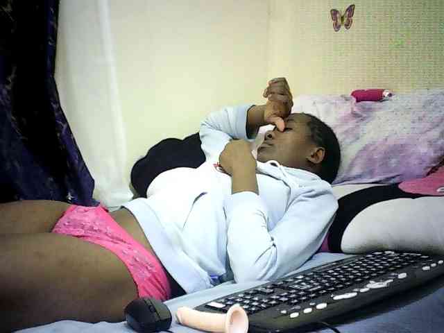 Sweetebonny webcam
