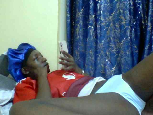 Sweetebonny webcam