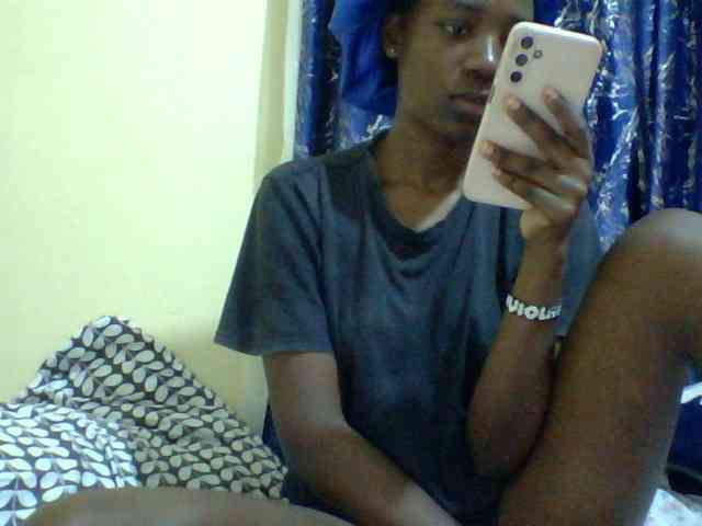 Sweetebonny webcam