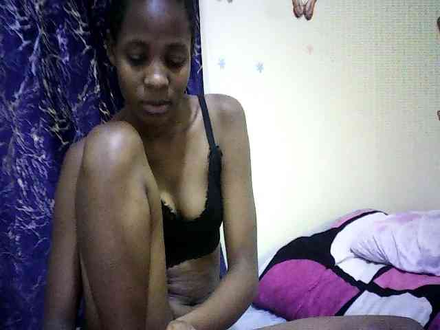 Sweetebonny webcam