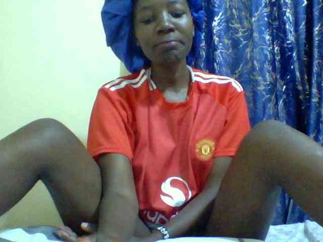 Sweetebonny webcam