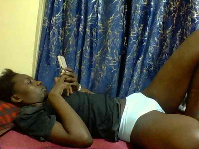 Sweetebonny webcam