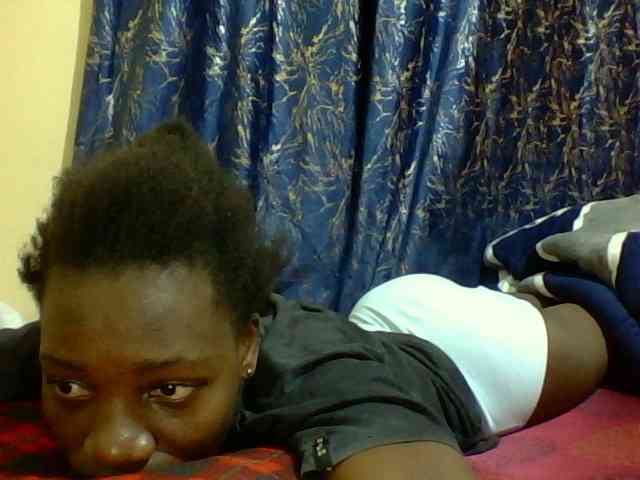 Sweetebonny webcam