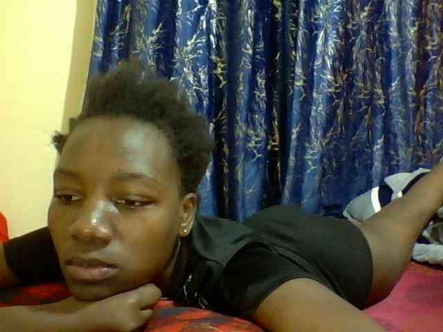 Sweetebonny webcam