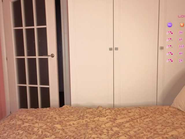 Erlenbayer live cam on BongaCams