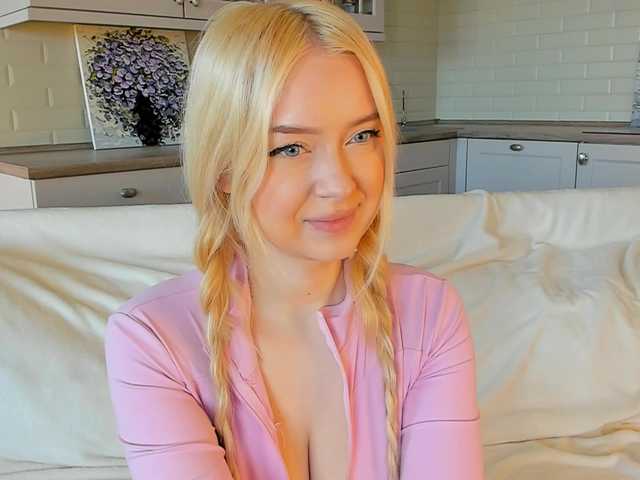 Erlenbayer live cam on BongaCams