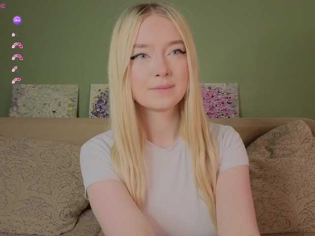 Erlenbayer's BongaCams show and profile