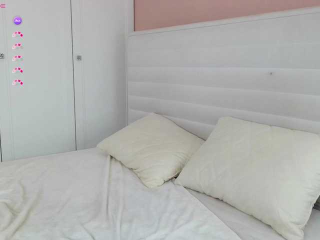 Erlenbayer's BongaCams show and profile