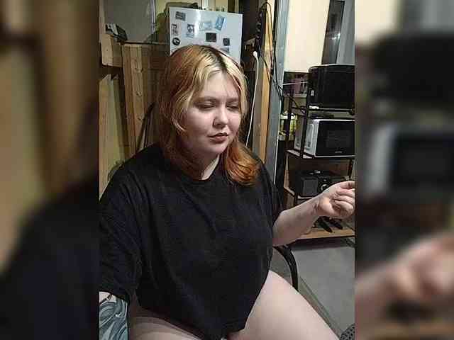 LenaMarkova99 webcam