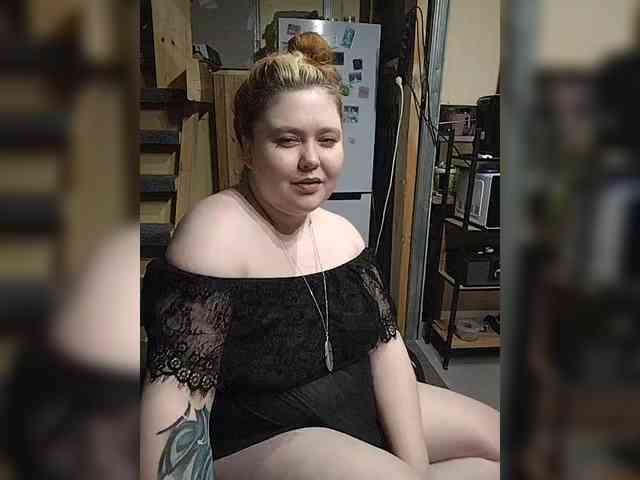 LenaMarkova99 webcam