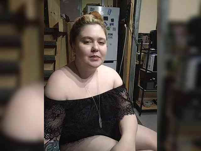 LenaMarkova99 webcam