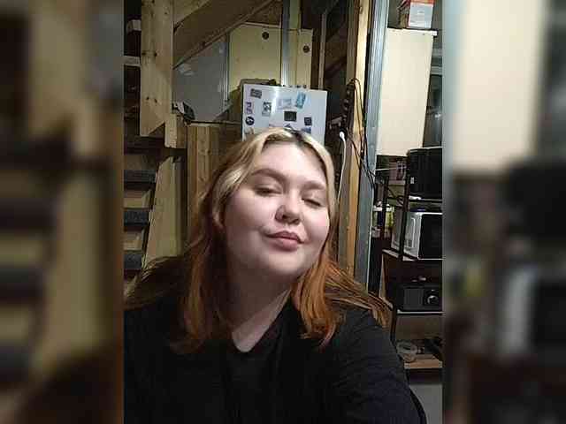 LenaMarkova99 webcam