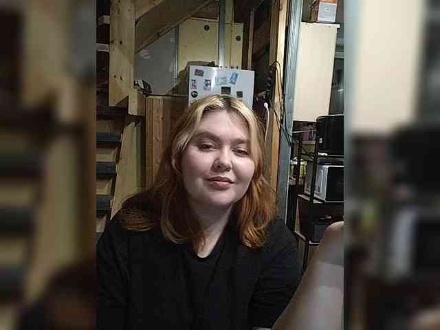 LenaMarkova99 webcam