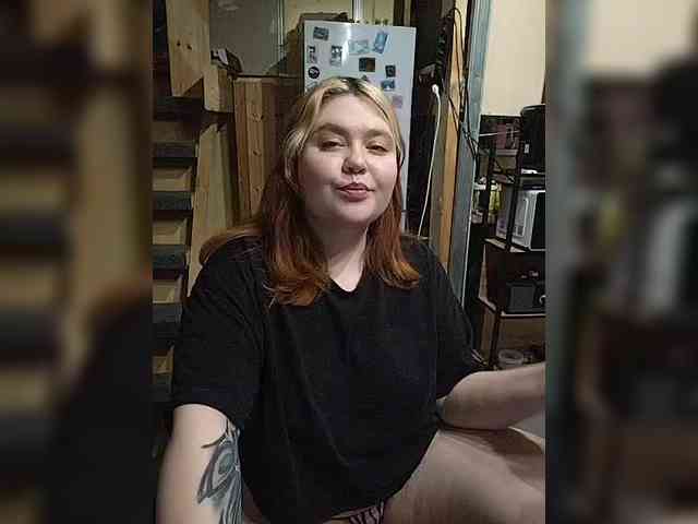 LenaMarkova99 webcam