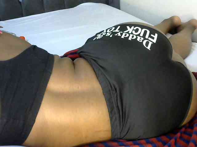thebooty21 webcam