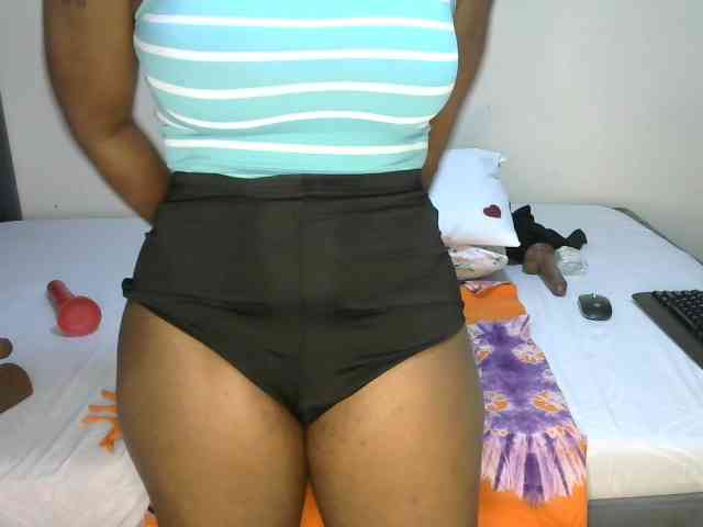 thebooty21 webcam