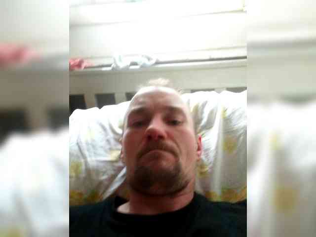 Malutki868 Live Webcam on BongaCams