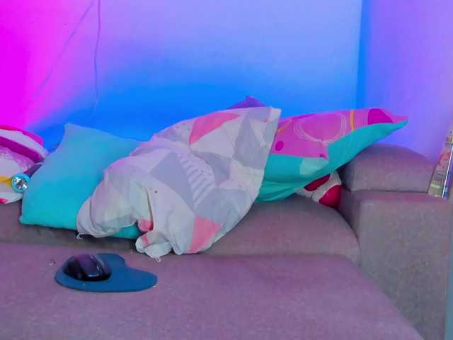 angisousa live cam on BongaCams