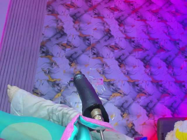 angisousa live cam on BongaCams