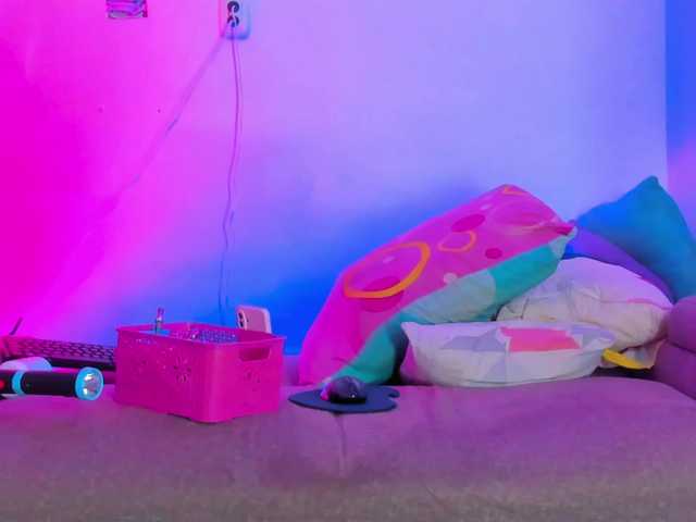 angisousa live cam on BongaCams