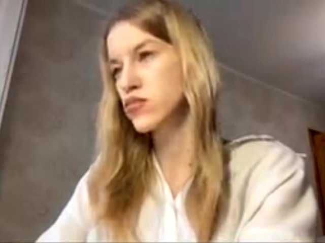 FloLifschitz's BongaCams show and profile