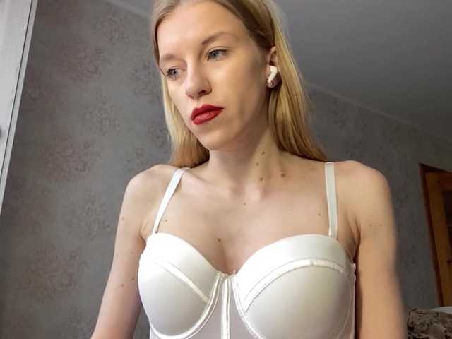 FloLifschitz's BongaCams show and profile