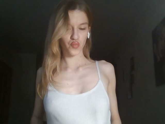 FloLifschitz's BongaCams show and profile