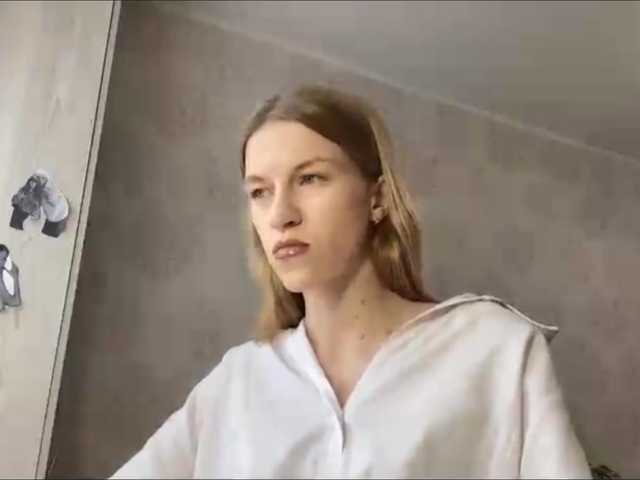 FloLifschitz's BongaCams show and profile