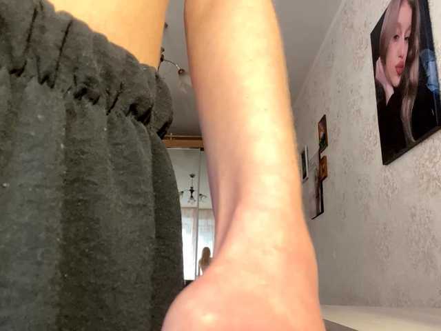 FloLifschitz's BongaCams show and profile