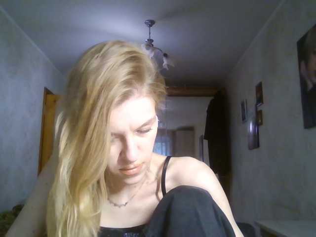 FloLifschitz's BongaCams show and profile