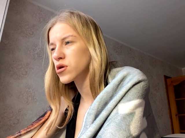 FloLifschitz's BongaCams show and profile