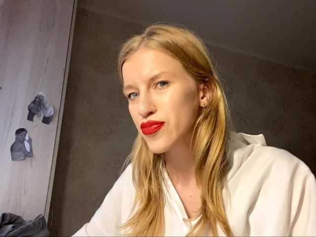 FloLifschitz's BongaCams show and profile