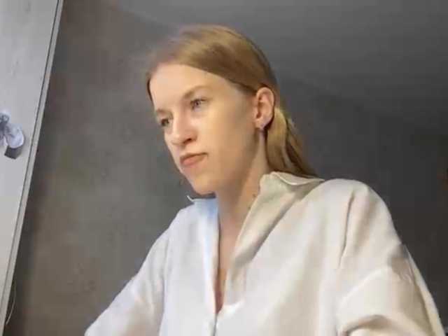 FloLifschitz's BongaCams show and profile