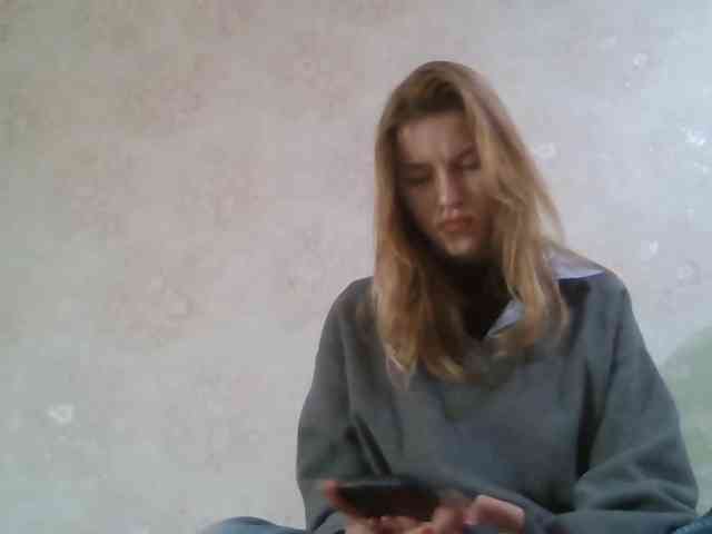 Model: FloLifschitz