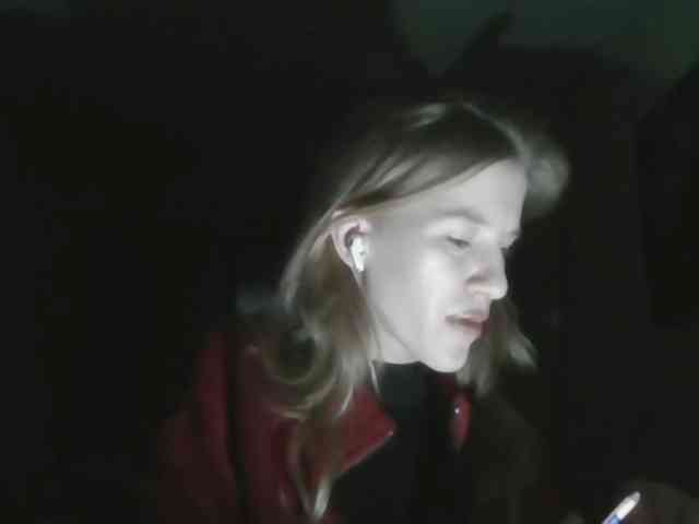 Model: FloLifschitz