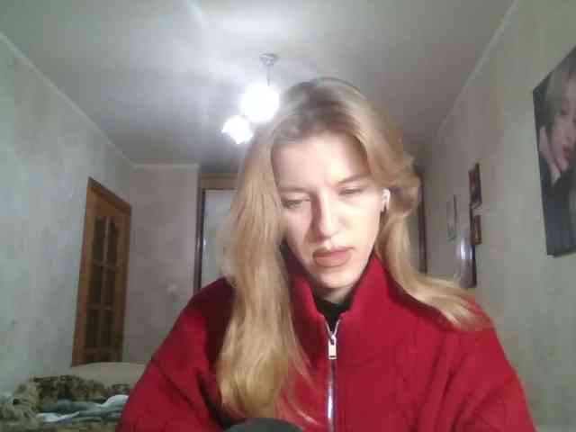 Model: FloLifschitz