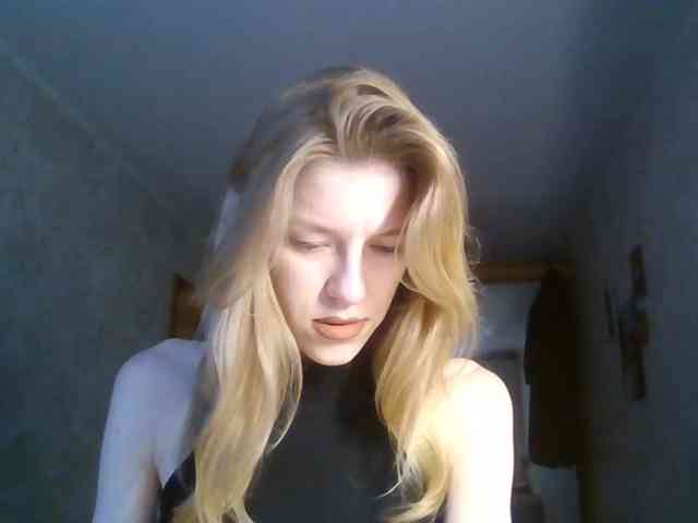 Model: FloLifschitz