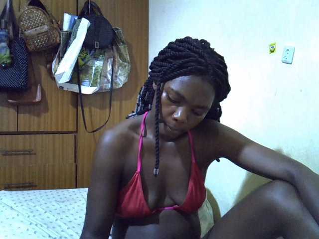 cute-tamara live cam on UnifiedCams