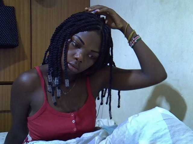 le modèle cute-tamara est en webcam porno dans un show sur le site bongacams, il possède les tags suivants: Ebony,Brunette,Hairy