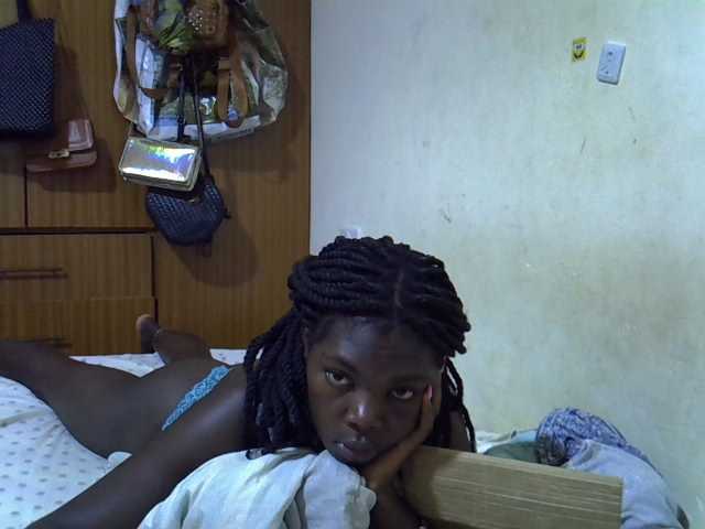 cute-tamara live cam on UnifiedCams