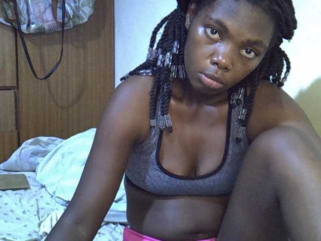 cute-tamara live cam on UnifiedCams