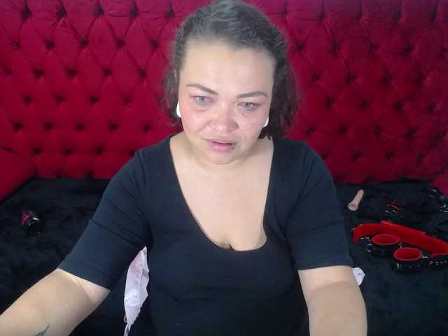 AngelicaMilf03 live webcam show