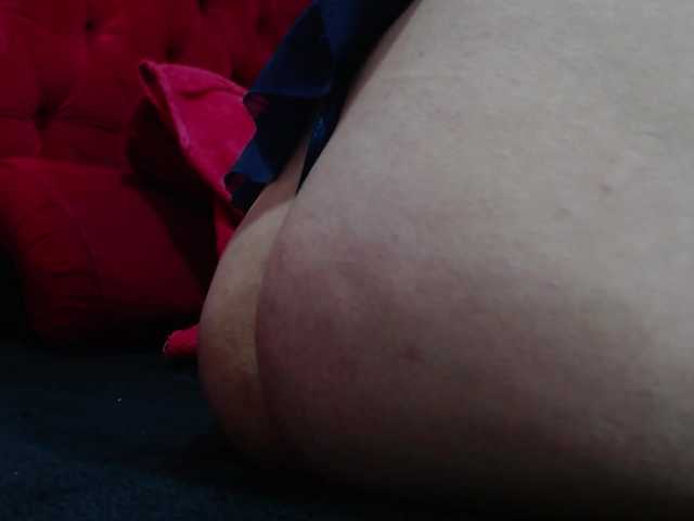 AngelicaMilf03 live cam preview