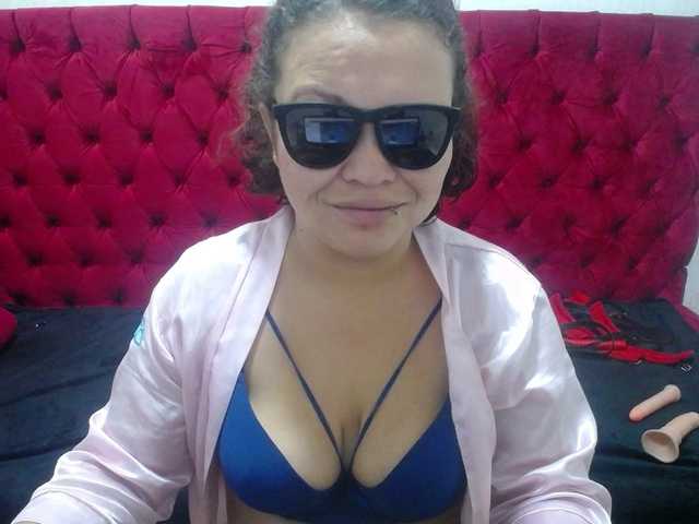 AngelicaMilf03 live cam on BongaCams