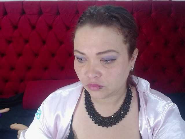 AngelicaMilf03 live cam on BongaCams