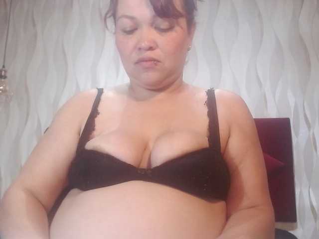 AngelicaMilf03 live cam