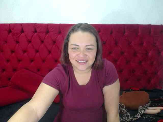 AngelicaMilf03 webcam
